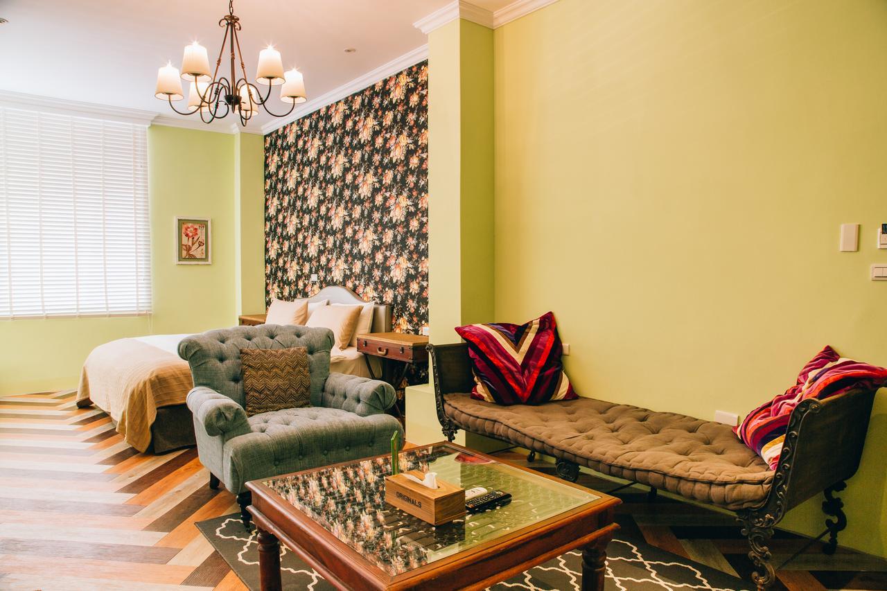 Look Bed And Breakfast Yuchi Ngoại thất bức ảnh