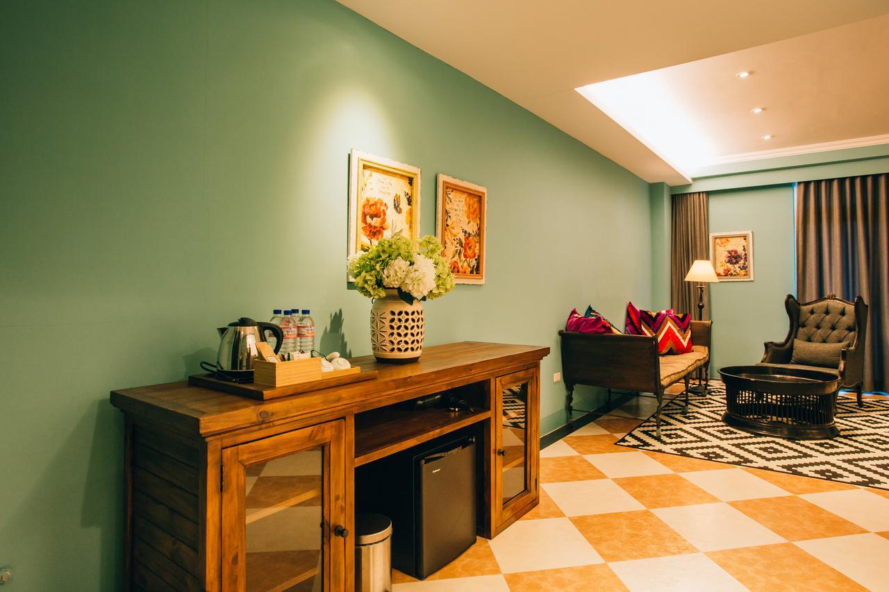 Look Bed And Breakfast Yuchi Ngoại thất bức ảnh